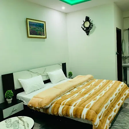 Serena Heights-3