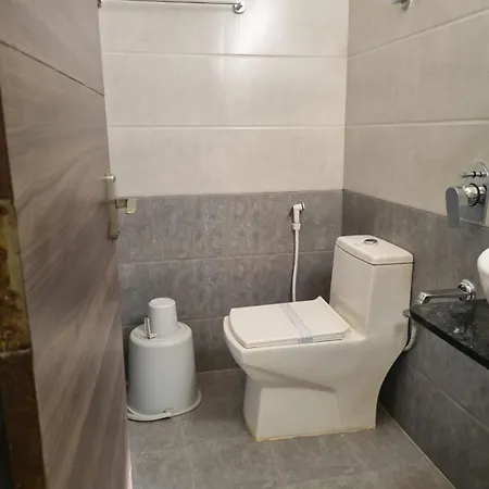 Hotel Nest Inn-3
