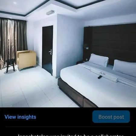Axor Hotel & Suites-3