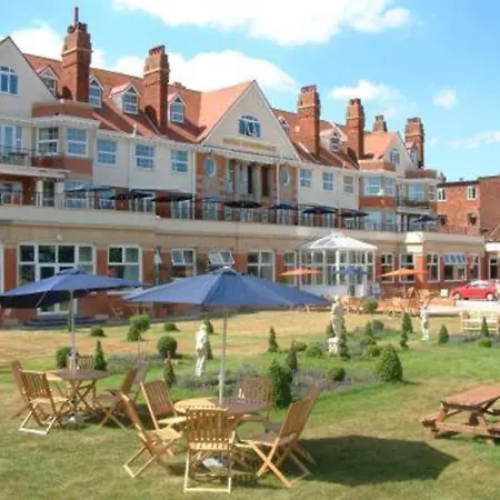 Skegness The Royal Hotel-3