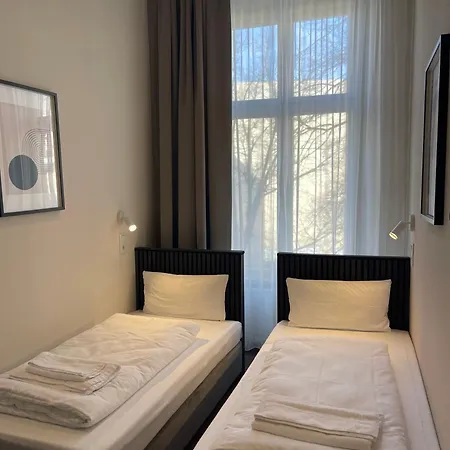 Motel Blue - Minimalist Boutique Hotel-2