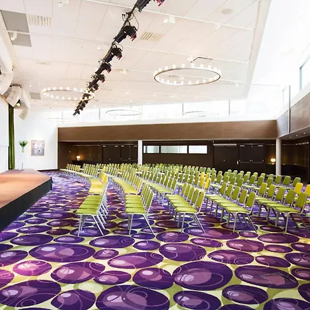 Courtyard By Marriott Stockholm Kungsholmen-3