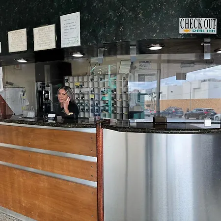 R Inn De Tijuana-3