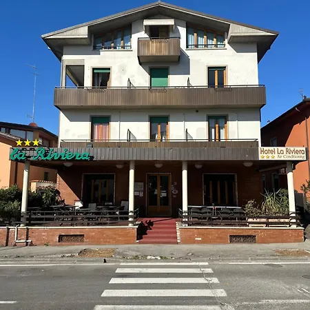 Hotel La Riviera-3
