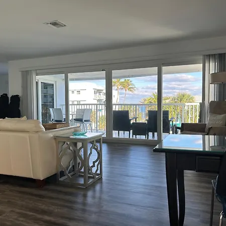Sea Spray Inn-3