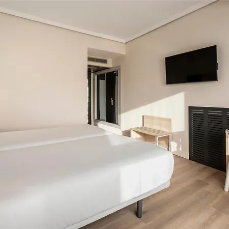 B&B Hotel Vitoria General Alava-3