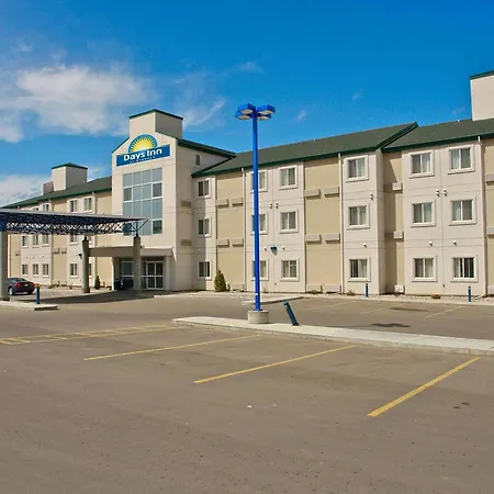 Days Inn By Wyndham Stony Plain-3