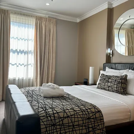 Clarendon Hotel-3