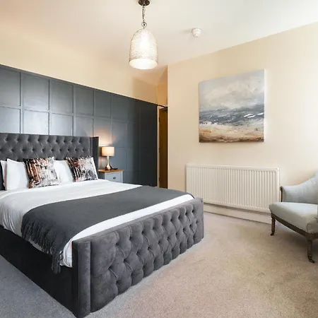 Rooms At The Dressers Arms-3