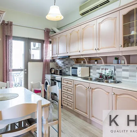 Zoi'S Sea View Apartments In Lixouri-3