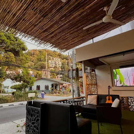 Coco Mountain View Guest House Hotel-2