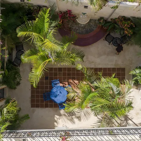 El Mambo Boutique Hotel-3