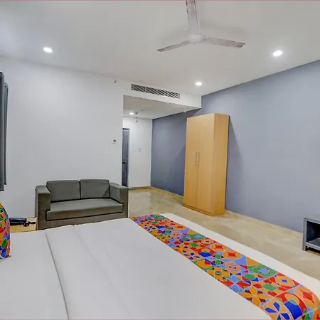 Fabhotel The Shashi - Nr Sarnath Temple-2