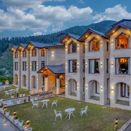 Hillside Resort & Spa Pahalgam-3