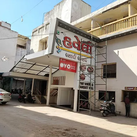 Hotel O Utsav-2