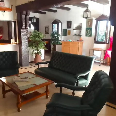 Hotel Medina y Mar BnB-3