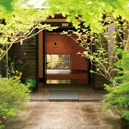 Yufuin Onsen Ryokan Hananomai-3