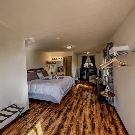 Timber Pointe Resort-2