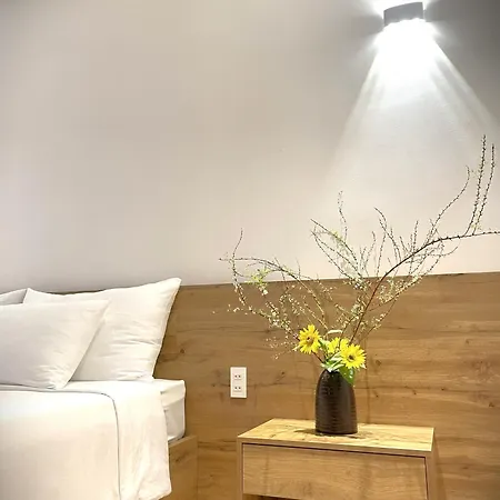 6Even Apartments - Pho Di Bo Nguyen Hue-3