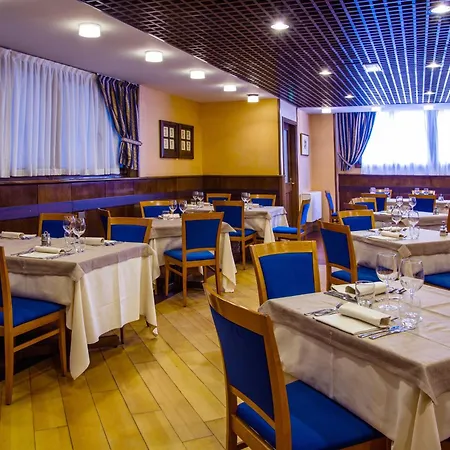Hotel Les Jumeaux Courmayeur-2