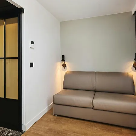 Moxy Annecy-2