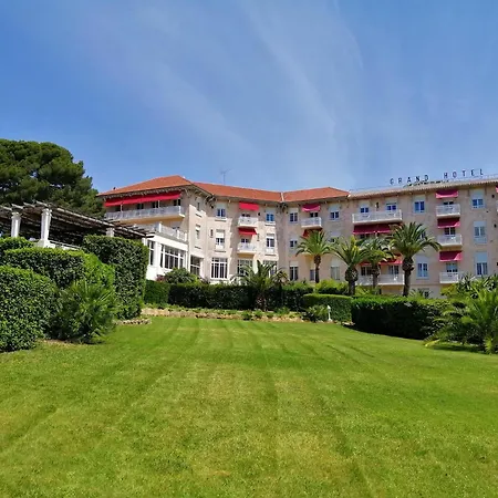 Grand Hotel Des Lecques; BW Signature Collection-3
