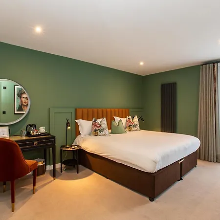 Silken Thomas Accommodation-2