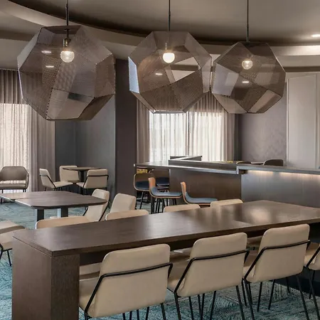 Springhill Suites Detroit Auburn Hills-3