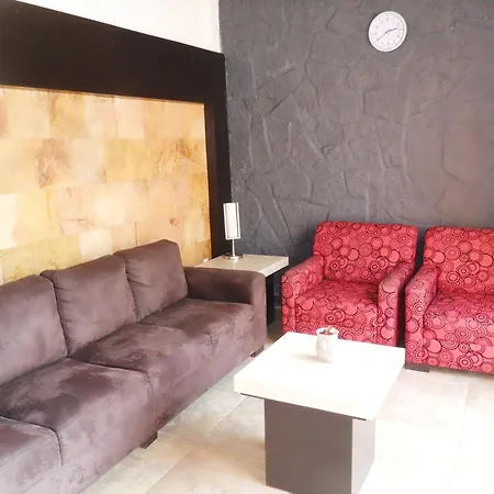 Hotel Montroi Express-2