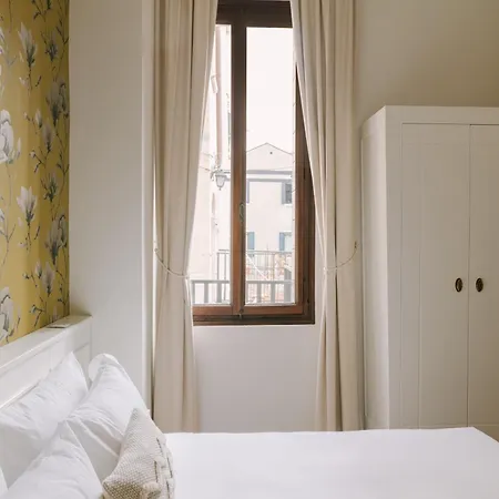 Ih Hotels Venezia Salute Palace (Adults Only)-3