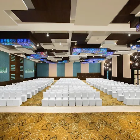 Crowne Plaza Greater Noida By Ihg-3