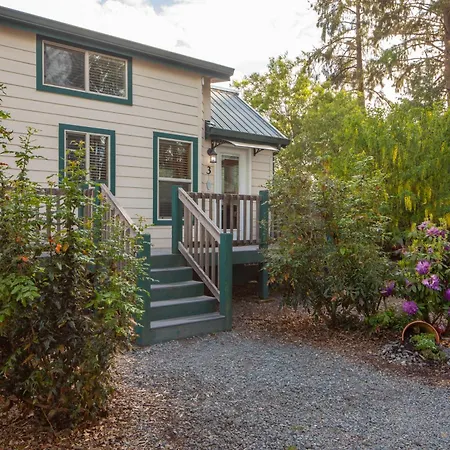 Sheltered Nook On Tillamook Bay-3