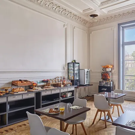 Appart'Hotel Odalys City - Montpellier Centre Gare Saint Roch-3