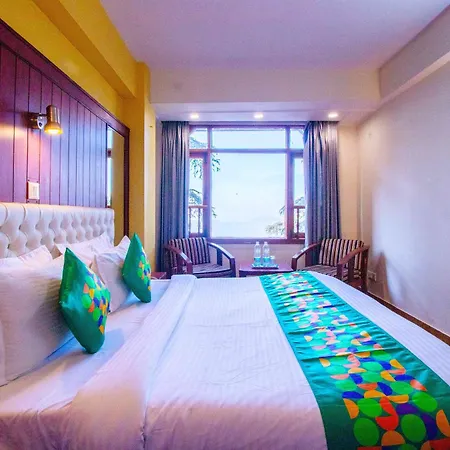 Treebo Varuna With Mountain View, Mall Road-3