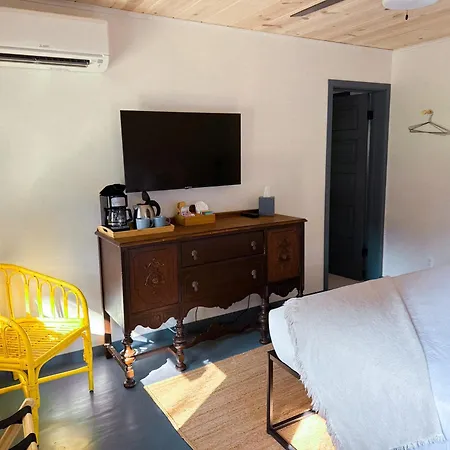 Piety Hill Cottages-3