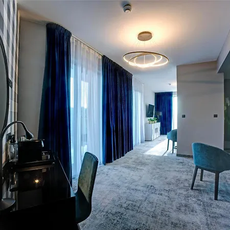 Hotel Sanova-3