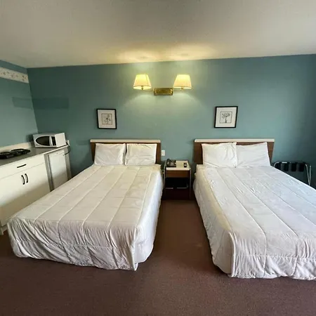 Earlton Motel-3