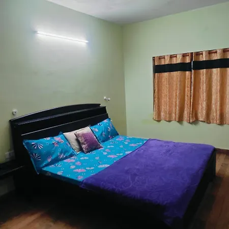 Hillview Holiday Home-2