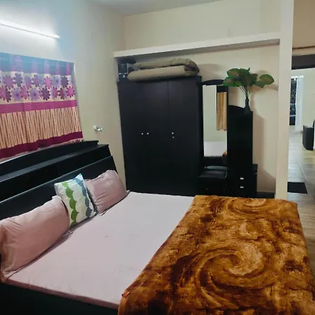 Hillview Holiday Home-3