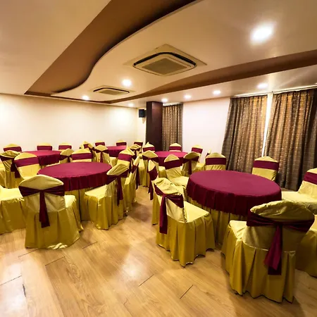 Royal Palm - Hotel Near Udaipur Railway Station-2