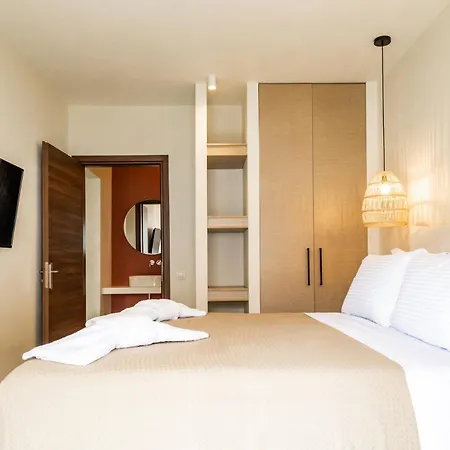 Hotel Mikros Paradisos-2