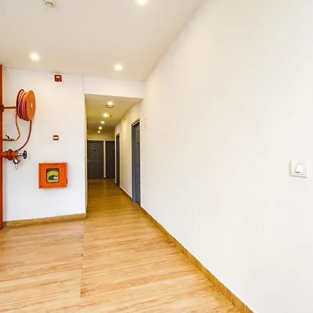 Fabhotel White Ridge-Sia Life Hospital, Kondapur-2