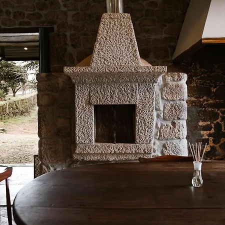 Quinta Da Portela - Casa Visconde Arneiros - By Rowdhouses-3
