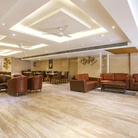 Fabhotel Green Lotus Star 17-3