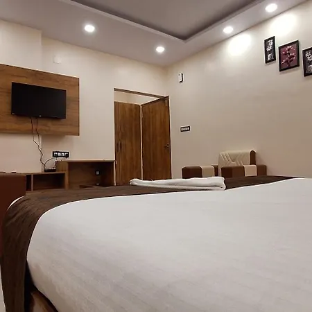 New Sun International & Banquet Hall-3
