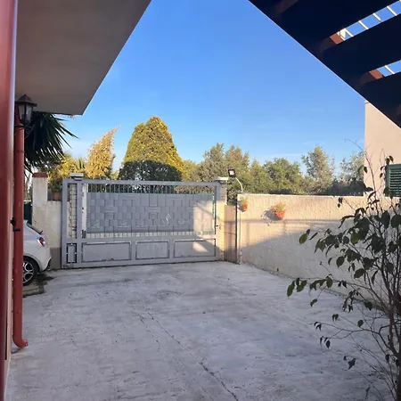 The Blue Window - Rooms - 300M From Sea-2