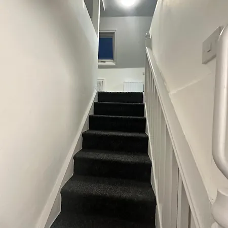 Room 10 Ng3 2Az-2