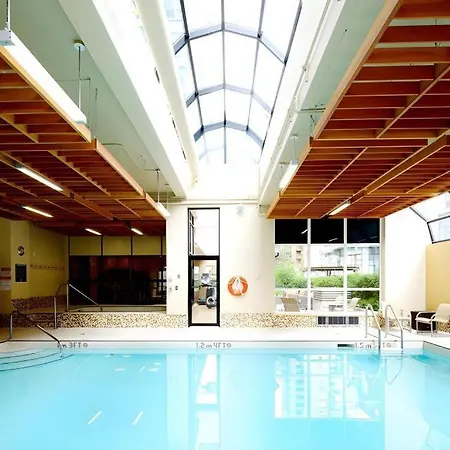 Landis Hotel And Suites-3
