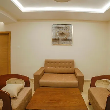 Hotel Annapurna De Royal-2