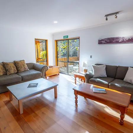 Wanaka Springs Lodge-3